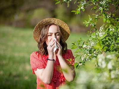 Itchy-Eyes-Scratchy-Throat